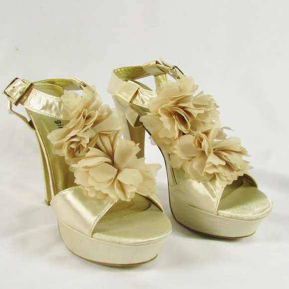 Madden Girl Shoes - Madden Girl MADDEY Gold T-Strap Flower Front Heels